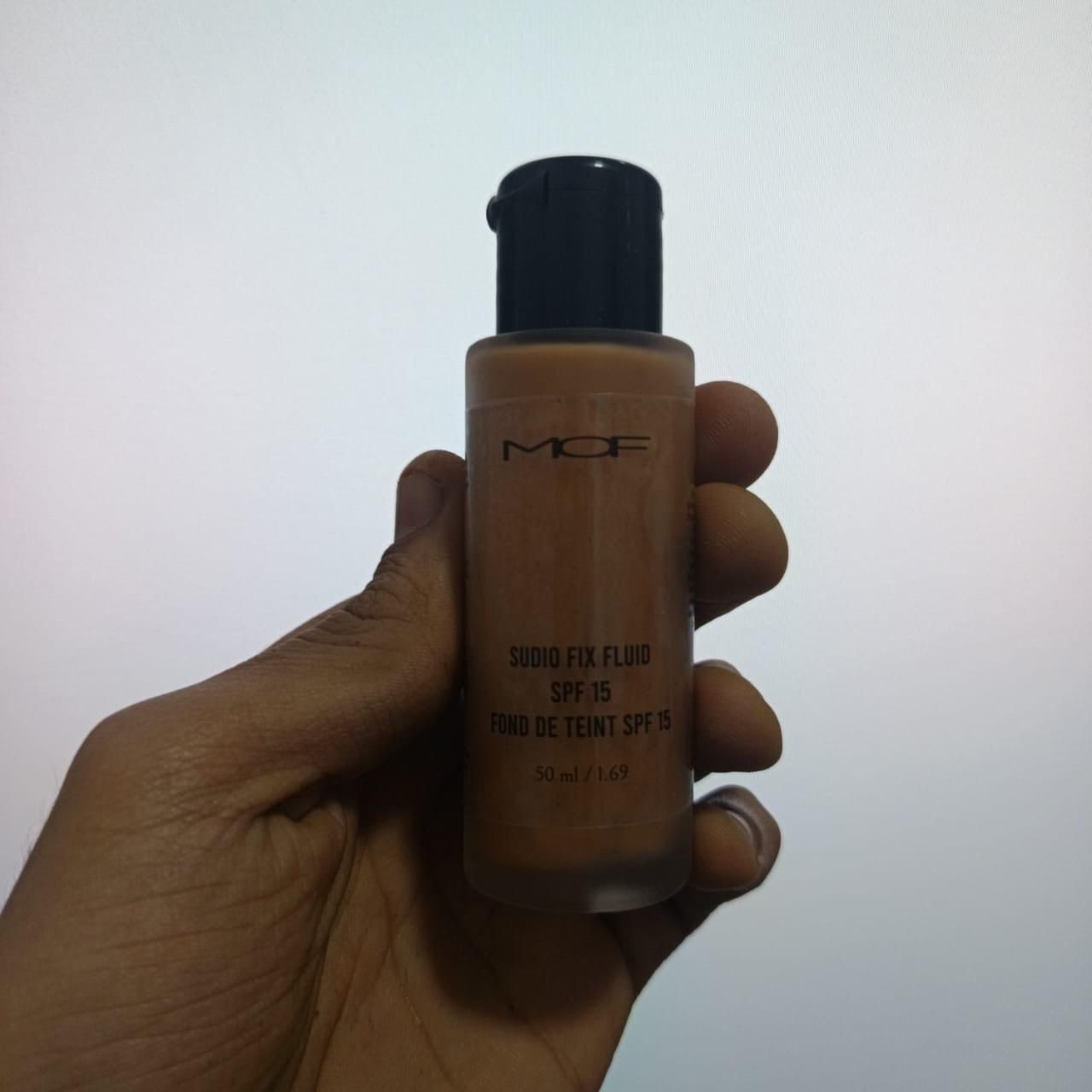 MOF Studio Fix Fluid SPF 15 50ml Pack of 1